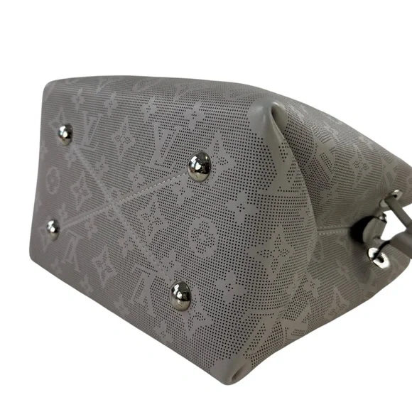 Louis Vuitton Bella Mahina Leather Bella Bucket Bag - Picture 11 of 13